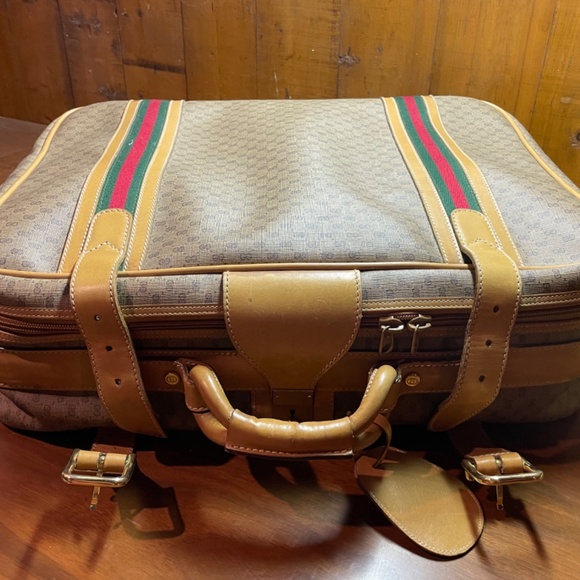 Gucci carry-on  suitcase. 70s vintage - Picture 2 of 12